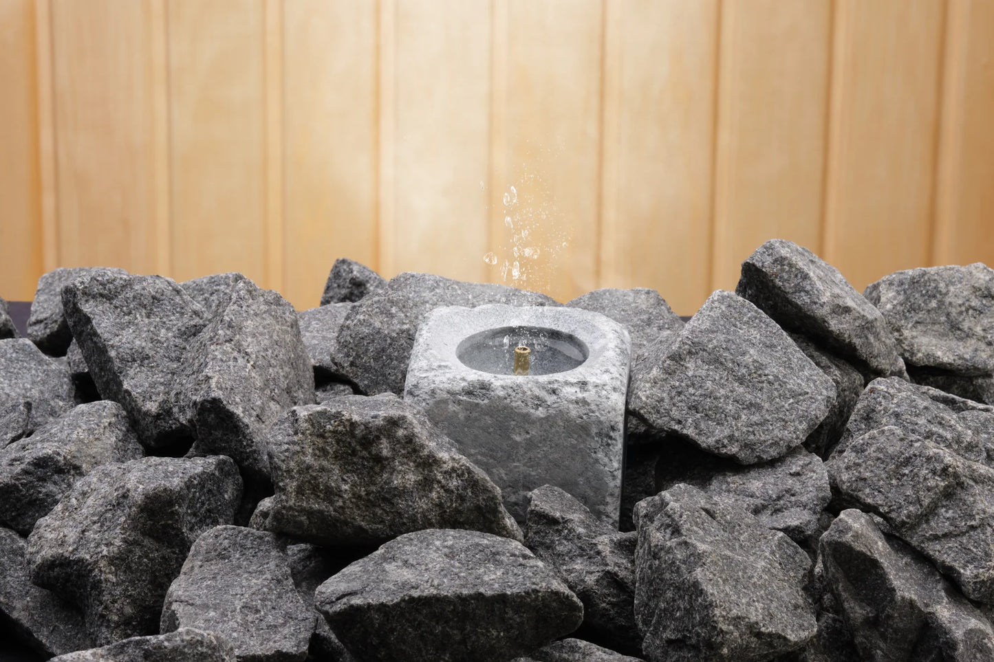 Hukka SaunaSimo – Seifenstein Dampfbrunnen & Duft-Diffusor